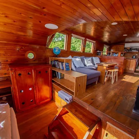 Bay Houseboats 3* Прага