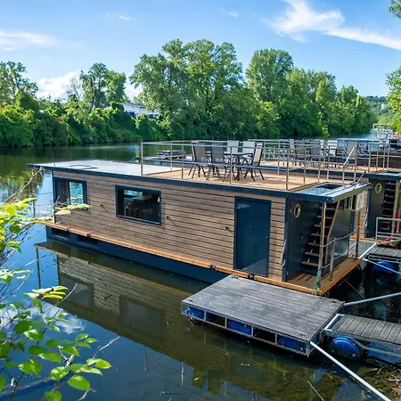 Ботель Bay Houseboats