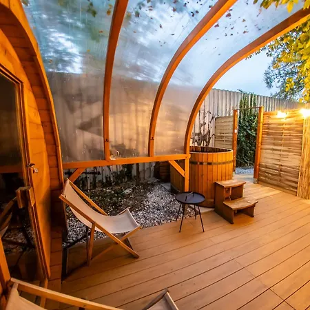 Bådhotel Bay Houseboats Prag